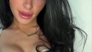 Wow, Very Wet Fingering!