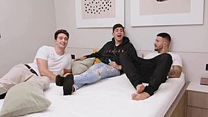 Ebonhy deepthroats Bud brothers.