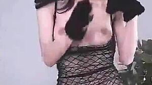 젊은 한국 아시아녀 개인실 솔로 플레이