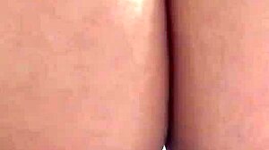 Prostitute with Big Ass Masturbates Pussy in Exciting Show!