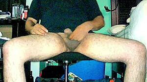 Ezsosa Flashes Her Plump Body As A Solo Exhibitionist