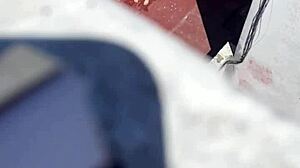 Vecinas Tomando Sol En La Terraza Parte 2