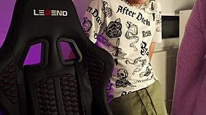 GAMING ISN'T AS EXCITING AS GIVING A HEAD!!