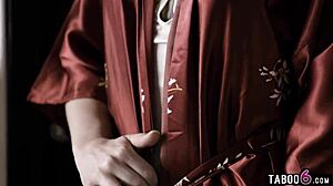 Bisexual Threesome with Anna Claire Clouds for Pregnancy Attempt