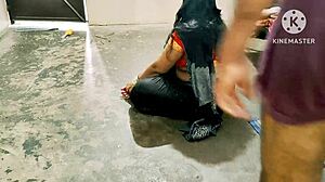 Indian Desi Maid Fuking Hard with Rough Cock in Hindi Audio?