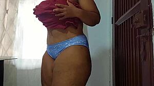 Ebony Milf Seduces with Fat Ass and Sexy Body