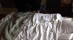 Mature Japanese OL in naughty daytime mating session