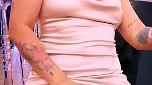 casual wife exposes ass and pussy at friend's wedding