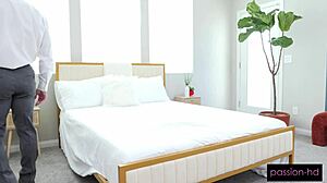 Roommate's Boyfriend Uses My Pussy For His Vr Game