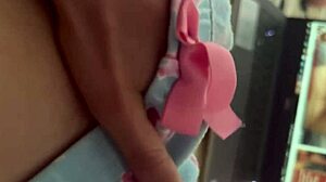 Rossmexicana masturbates watching hot porn!