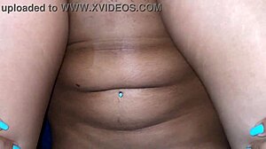 Novinha experimenta roupa de academia e me deixa cheio de tesão