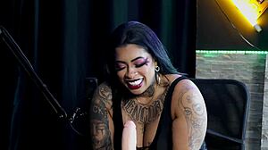 Morena drools over toy with sloppy blowjob skills - Marcelly Melo