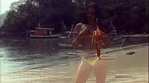 Milf enjoys a casual threesome gathering