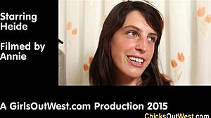 Aussie amateur brunette plays solo with hairy charm