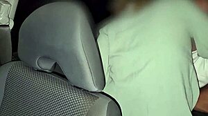 fui curtir com meu negão no bar e depois ele me pegou no carro  