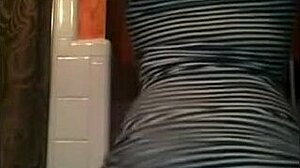 Watch her sexy dance?