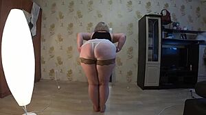 Mature BBW Lesbian Shakes Ass Riding Boobs in Homemade Cowgirl