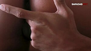 Fodendo a novinha rabuda