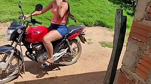 Hey audience, watch this delicious brunette tease you with her oral skills