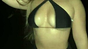 feels amazing seeing her in tiny beach panties