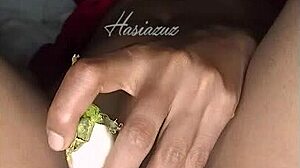 spicy finger play with vegetable toy