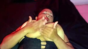 i'm horny, come fuck me