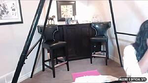 maxine spreads her bubble ass to dildo fuck herself in webcam show