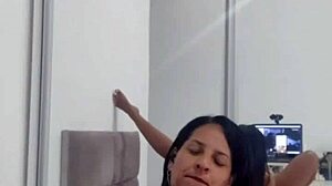 Flashing My Body for Online Fan