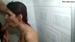 bianca brito can't resist sucking the boy with pernocas before filming?