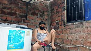 In the usa, my fat latina neighbor roleplays submissive and shows her huge natural tits and pussy under her dress in the yard