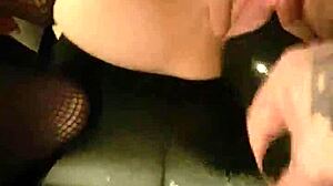 teen fisting her huge ass plug