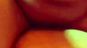 Gordo se coge a jovencita nalgona en el hotel parte 2 😏