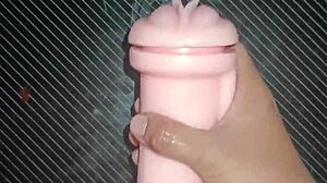 Kissy Gets Sucked from Vagina to Mouth on Both Sides