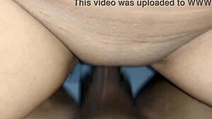 Muscular gym guy cums but keeps pounding juicy Latina