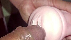 Kissy Gets Sucked from Vagina to Mouth on Both Sides