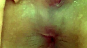 rabo rosa de novinha piscando na tela