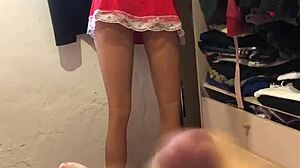 Blonde amateur fucks stepdaughter in lingerie