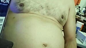 Ezsosa's Update 34 Showcases Uncensored Exhibitionist Flashing in Bedroom