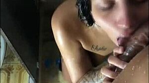 Ate my hot girlfriend in the shower for wild homemade banging with cum in mouth.