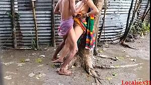 Bengali Boudi Outdoor Sex in Rainy Time by Localsex31