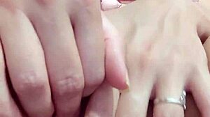 Mulher Ama Postar Cada Esfregadinha Na Buceta Que Ela D�