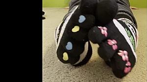 Foot Worship Sexy Feet And Butts