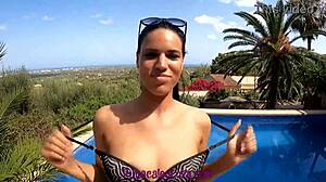 Pool Cleaning Job Turns Into Intense Outdoor Blowjob And Cumshot