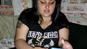 i caught my stepsister chatting on tinder and she lets me fuck her throat 😏