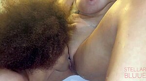 I invited my curvy Brazilian friend for a hot tub tease.