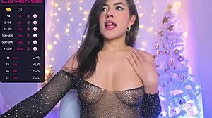 Julieta Venuss Toont Bubble Butt En Kleine Borsten Op Cam