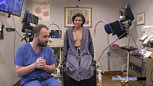 Cowok Ini Jelaskan Ass to Mouth dan Tunjukkan Cara Kerjanya Nanti