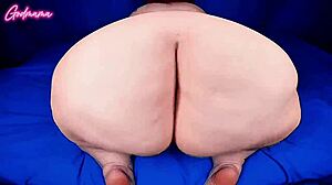 there’s this fat booty mama shaking and spreading, wanting to fart on your dick