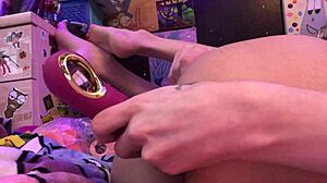 creamy self-fuck orgasm up close