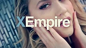 Blondie Gets Juicy Ass Fucked Sideways by Monster Cock - Slimthick Vic